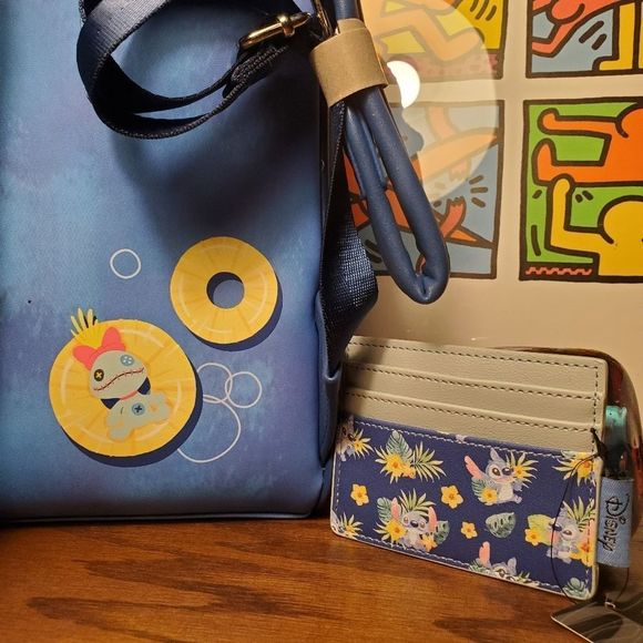 Loungefly stitch pineapple backpack and cardholder main image 4
